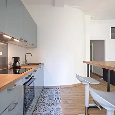 Appartement L'oasis De La Comedie, Au Centre Historique, Climatisation Et Wifi